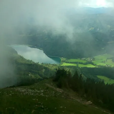Berghof Szálloda 3*