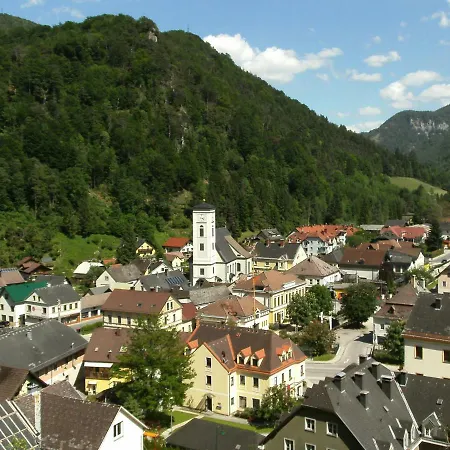 Berghof Szálloda 3*